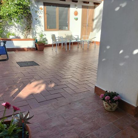 Green Space Apartment Mondello Luaran gambar