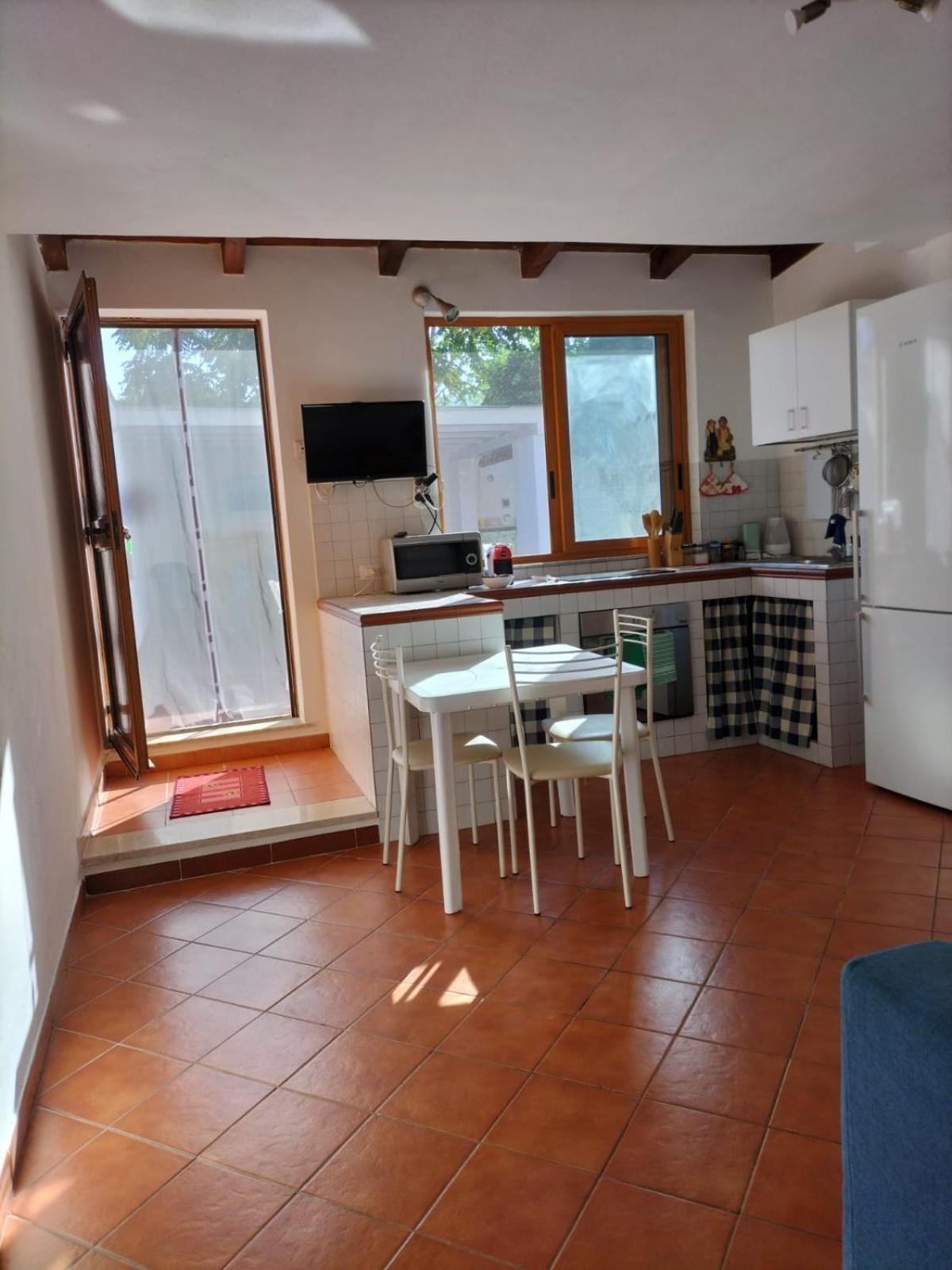 Green Space Apartment Mondello Luaran gambar